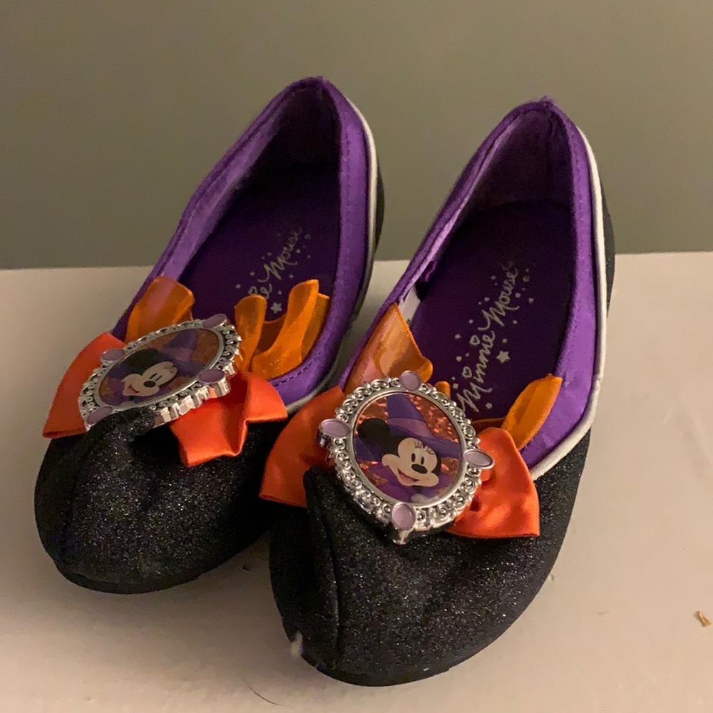 Disney Store Minnie Witch Toddler Shoes!